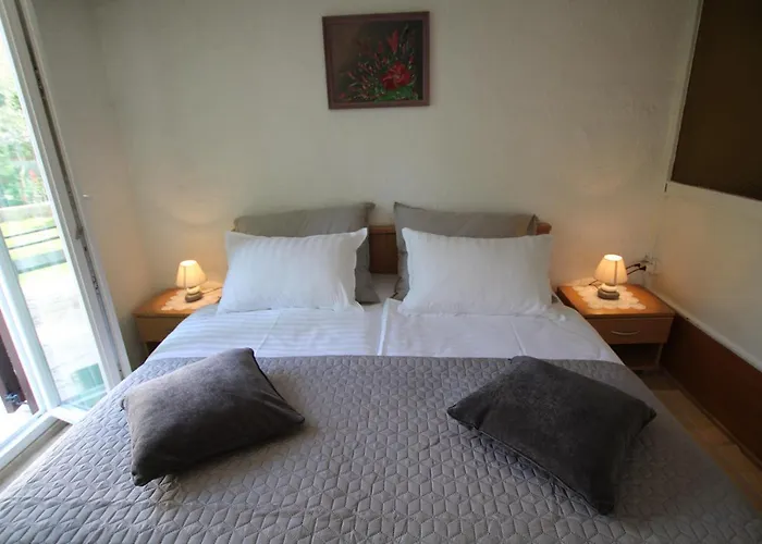 Sunny Garden * بوريتش